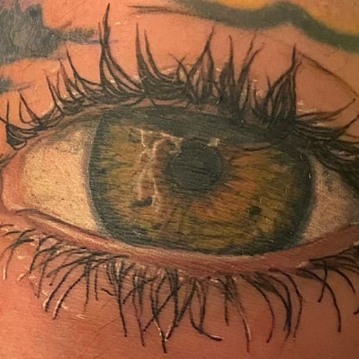 Info realistic colour eye